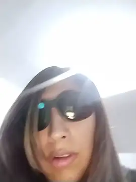 Lioh18 live sex cam