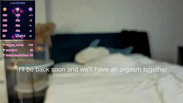 Lia_Reyn webcam