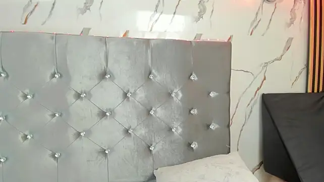 vanessa_saquirt webcam