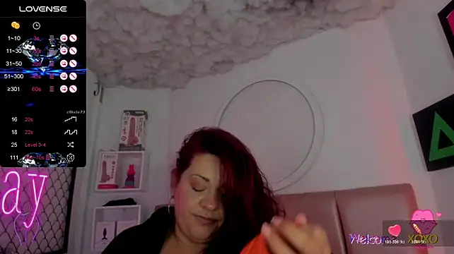pamela_dimantis_ webcam