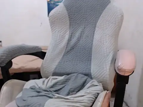 Mistress_Bigcockts