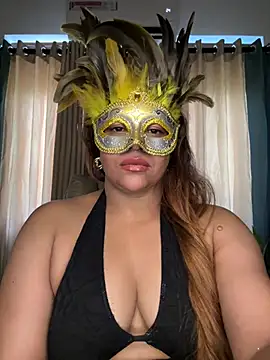 Zaralanson live cam on StripChat