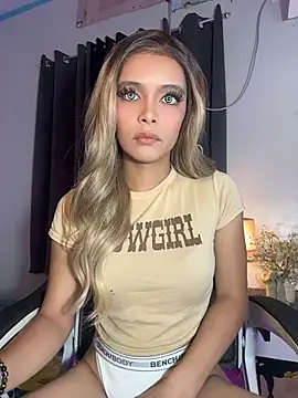 MajesticKitana webcam
