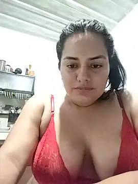 yeeeeyu36 webcam