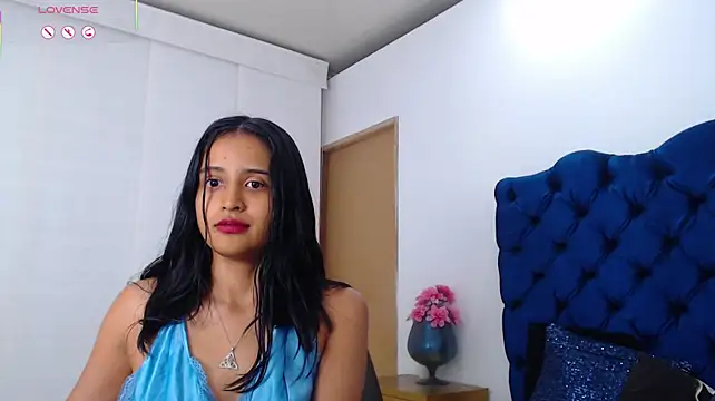 Lili666_ webcam