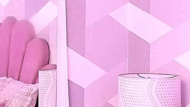 KylieMonnett webcam