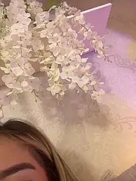 SophieRinaldi live sex cam