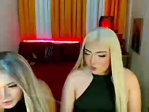 Phenomenal_Shemale webcam