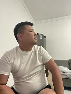 zhang1118 Live Webcam on Stripchat
