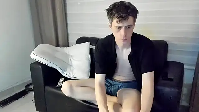 YoungHungOh webcam