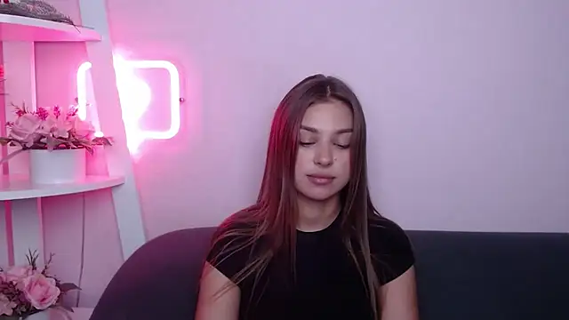 MilanaAngelAs webcam