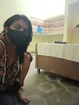 Darlingpooja71 webcam