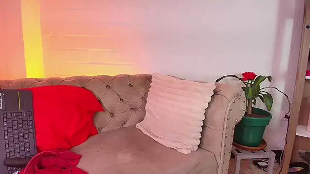 EllenaBoobs_ webcam