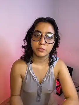 Kiri_Velvet webcam