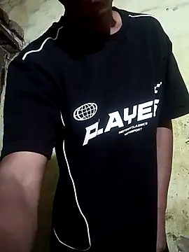 YourTeenBoy21 webcam