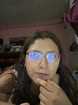 DirtyCerezita webcam