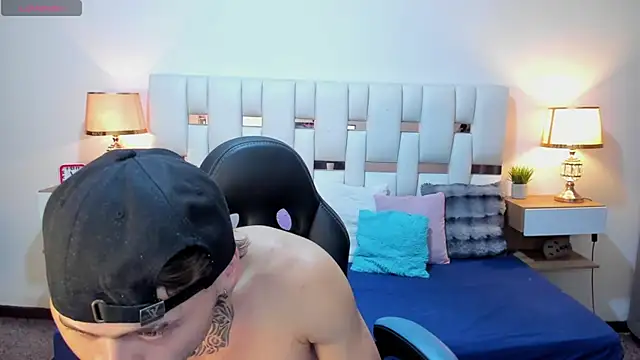 Zeus_damian21 webcam