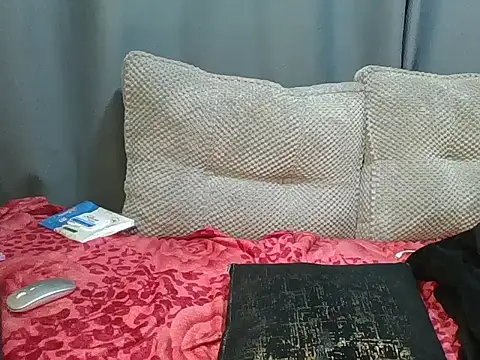 lovegirl23 webcam