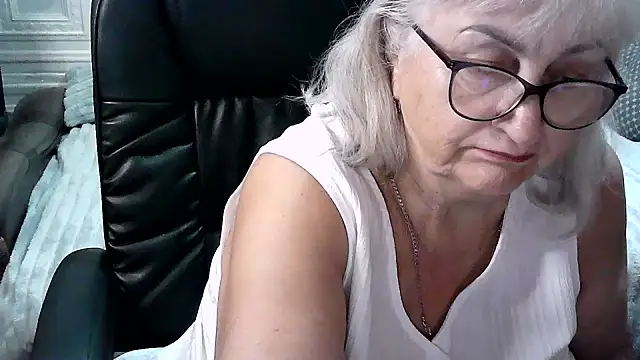 LolkaAlyss webcam