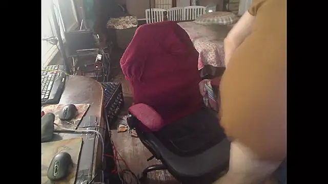 Ireallysquirt webcam
