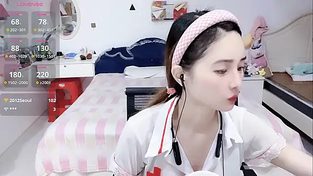 miaomiao-99 webcam