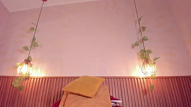 daphne_courtis webcam