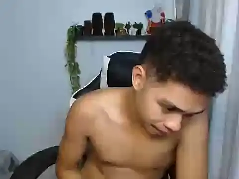 curlyasian_njxx webcam
