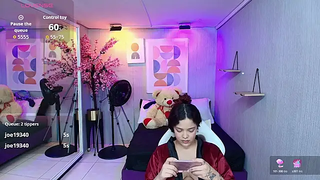 Maggy_t18 webcam