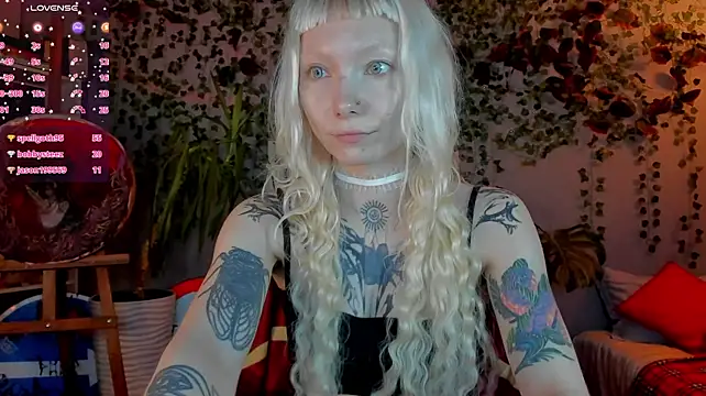 tattoo_art_baby webcam