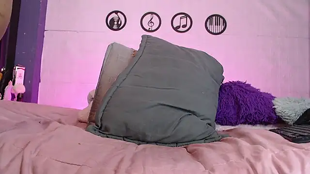 skinny_Yizz webcam