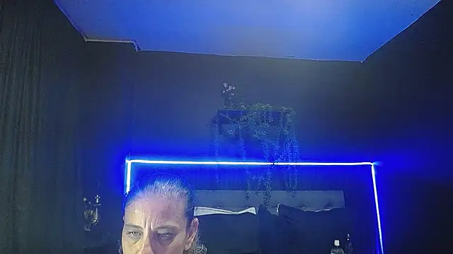 sasi_luna 😴 naked cam
