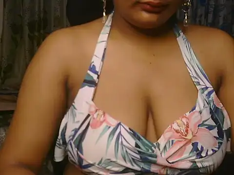Wow-ruchi live cam on StripChat