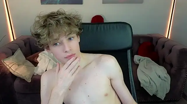 kevingarsiaa (M twink) - jerk off 5 min