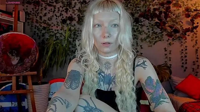 tattoo_art_baby live cam on StripChat