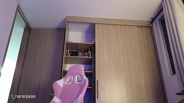 nara_lyn1 webcam