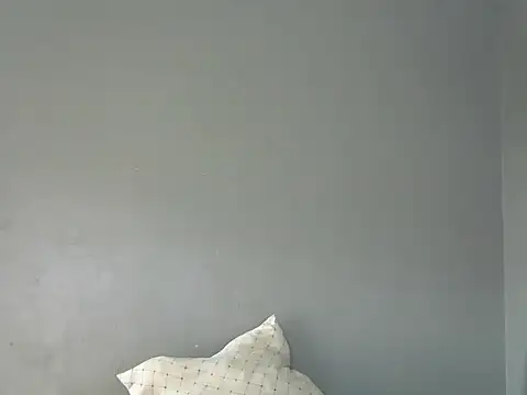 Taraj_thee_thick live cam on StripChat