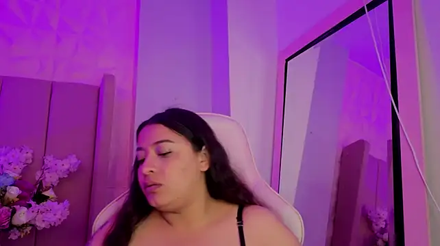 MollyBigBoobs12 webcam stripchat model stream image