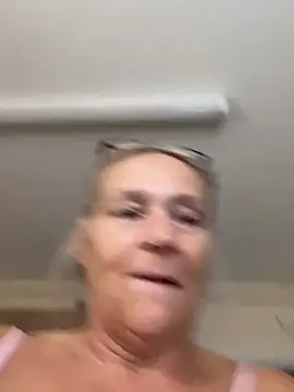 Blondnboujee53