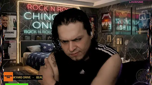 chino_roz webcam