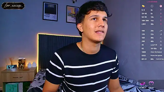 Leo_Savage_ webcam