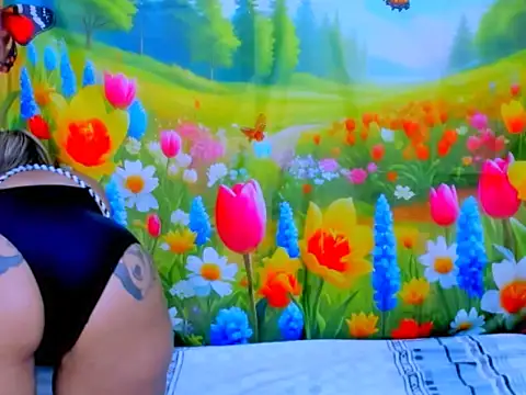 indianroxy webcam