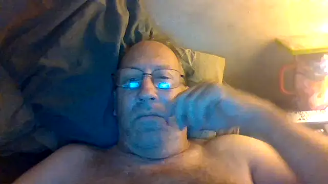 hornyrich69 live cam on StripChat