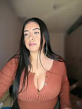 cami_ortiz__ webcam