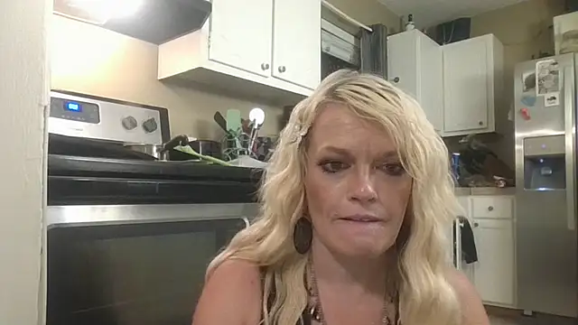 marilyn420 webcam