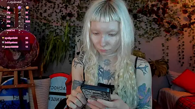 tattoo_art_baby webcam