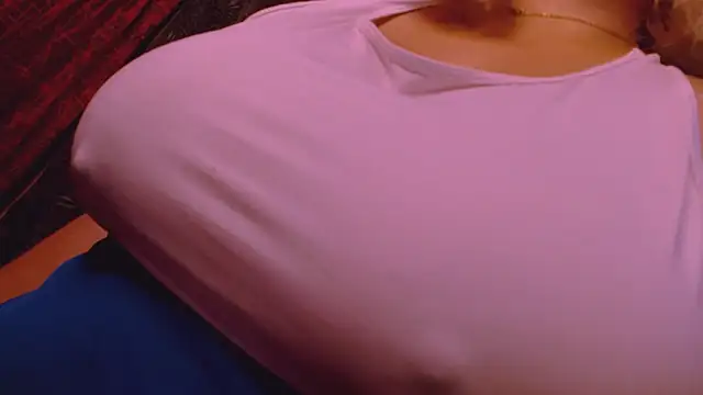 Honey_Lucy1 webcam