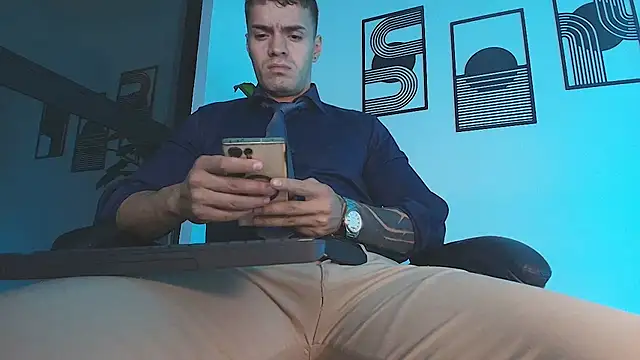 ALPHA_DOMINUS_ webcam