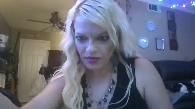marilyn420 webcam