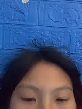 ThuyLinh8386 webcam
