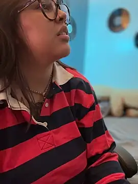 miacanela_xo